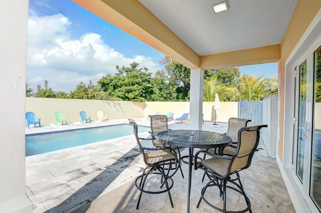 67 Yamacraw Hill Road New Providence Paradise Island BS