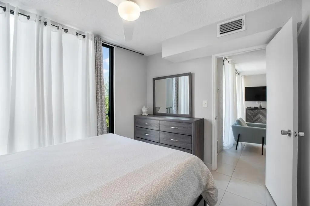 Coral Beach Hotel Grand Bahama Freeport BS