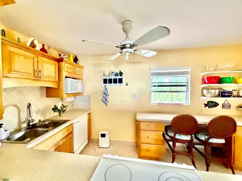 Silver Point Condominiums Grand Bahama Freeport BS