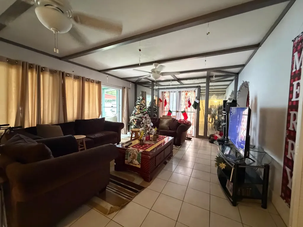 Bentley Drive 4 Grand Bahama Freeport BS
