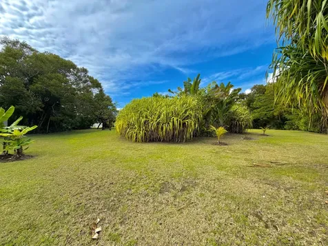 Bentley Drive 4 Grand Bahama Freeport BS