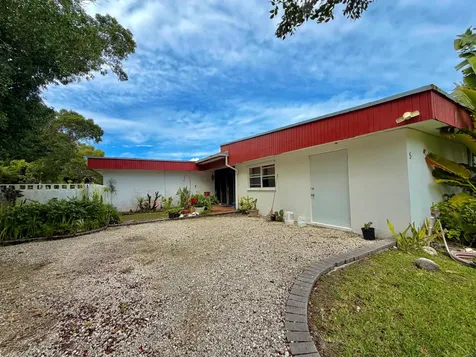 Bentley Drive 4 Grand Bahama Freeport BS