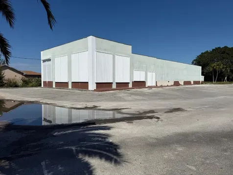 Queen's Highway Grand Bahama Freeport BS