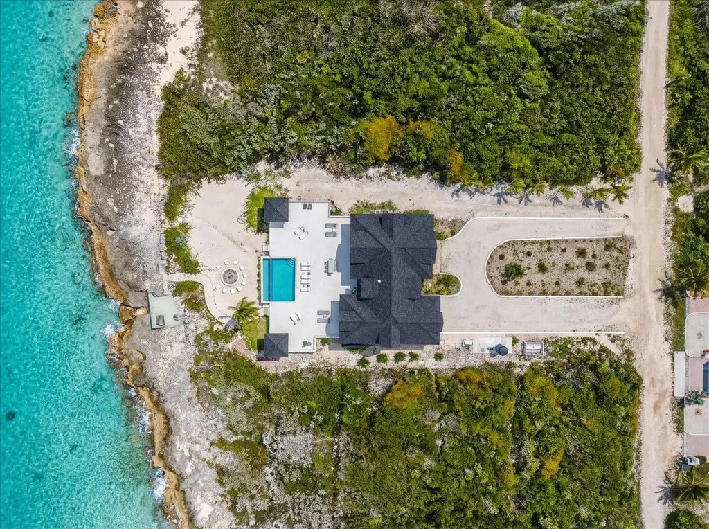 Estrella Y Mar Exuma BS