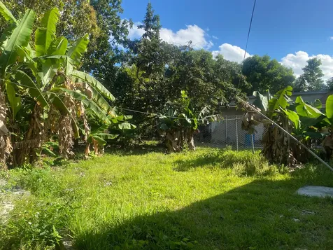Pinedale Subdivision 13a & B New Providence Paradise Island BS