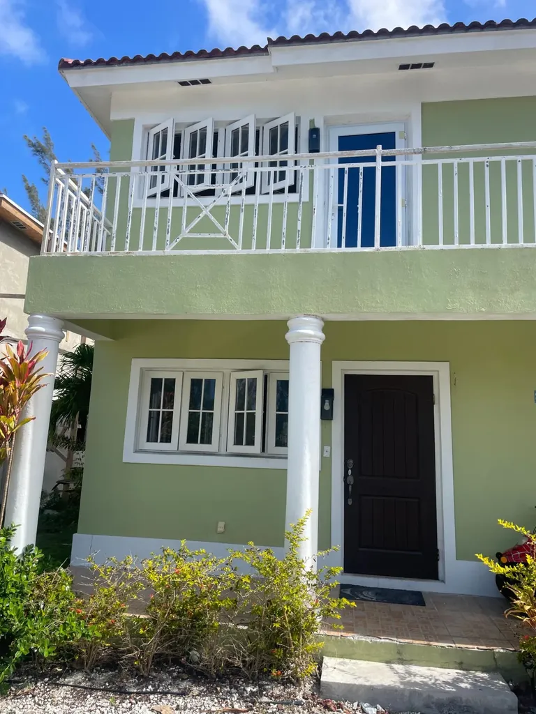 Venice Bay Unit 2 New Providence Paradise Island BS
