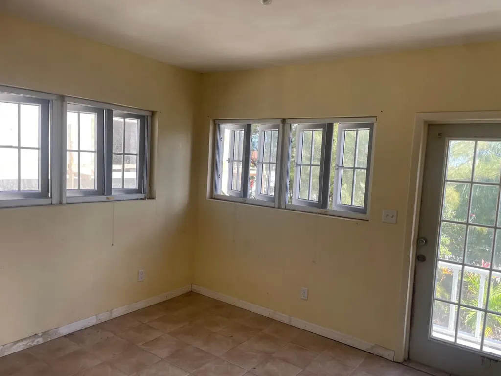 Venice Bay Unit 2 New Providence Paradise Island BS