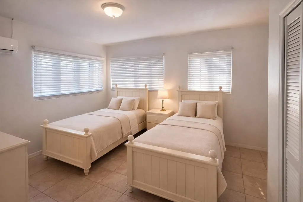 329 Oyster Drive New Providence Paradise Island BS