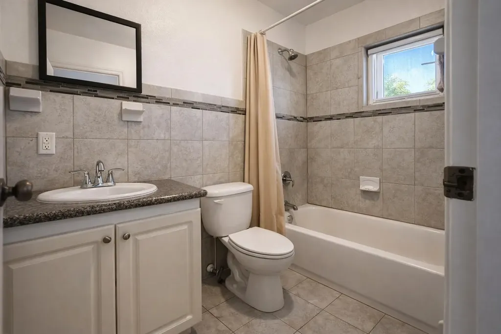 329 Oyster Drive New Providence Paradise Island BS