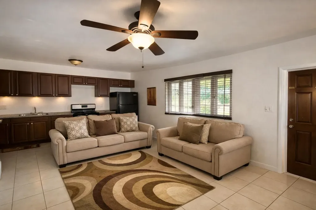 329 Oyster Drive New Providence Paradise Island BS