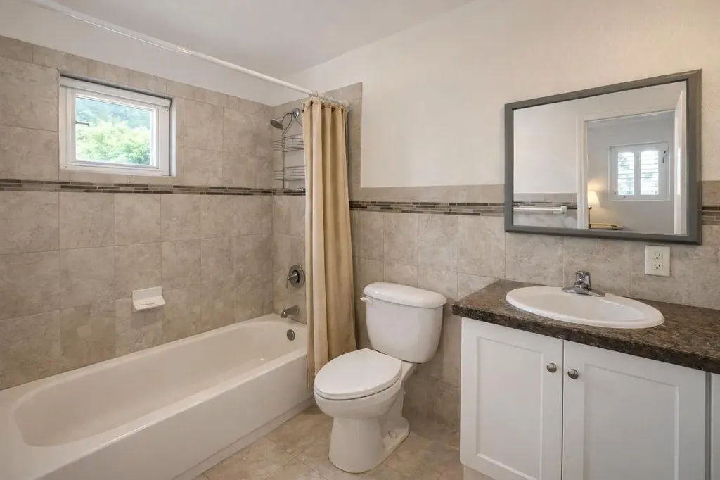 329 Oyster Drive New Providence Paradise Island BS