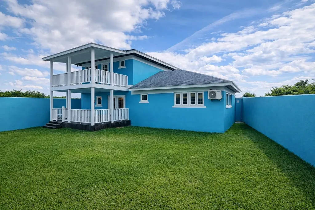329 Oyster Drive New Providence Paradise Island BS