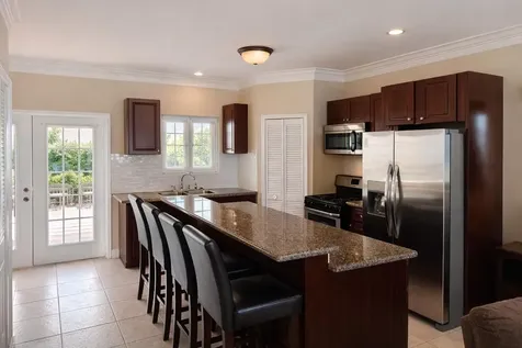 329 Oyster Drive New Providence Paradise Island BS