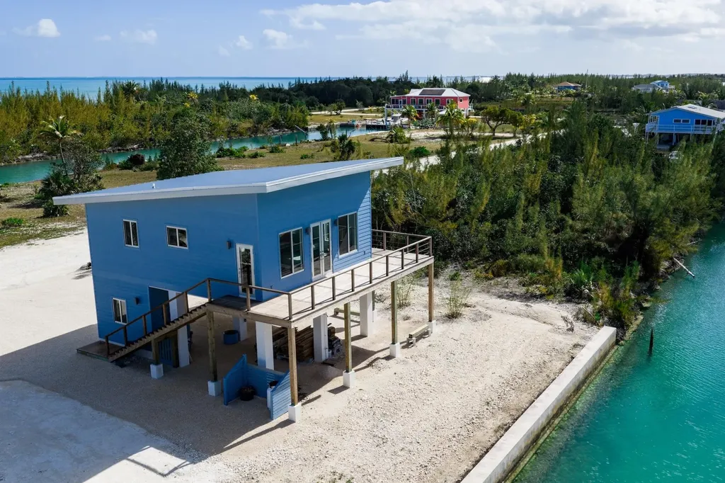 Blue Elusion Abaco BS