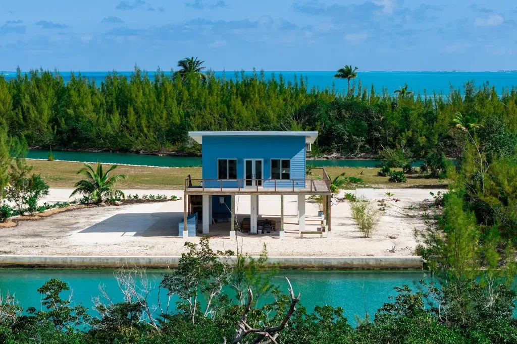 Blue Elusion Abaco BS