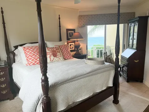Caves Point New Providence Paradise Island BS