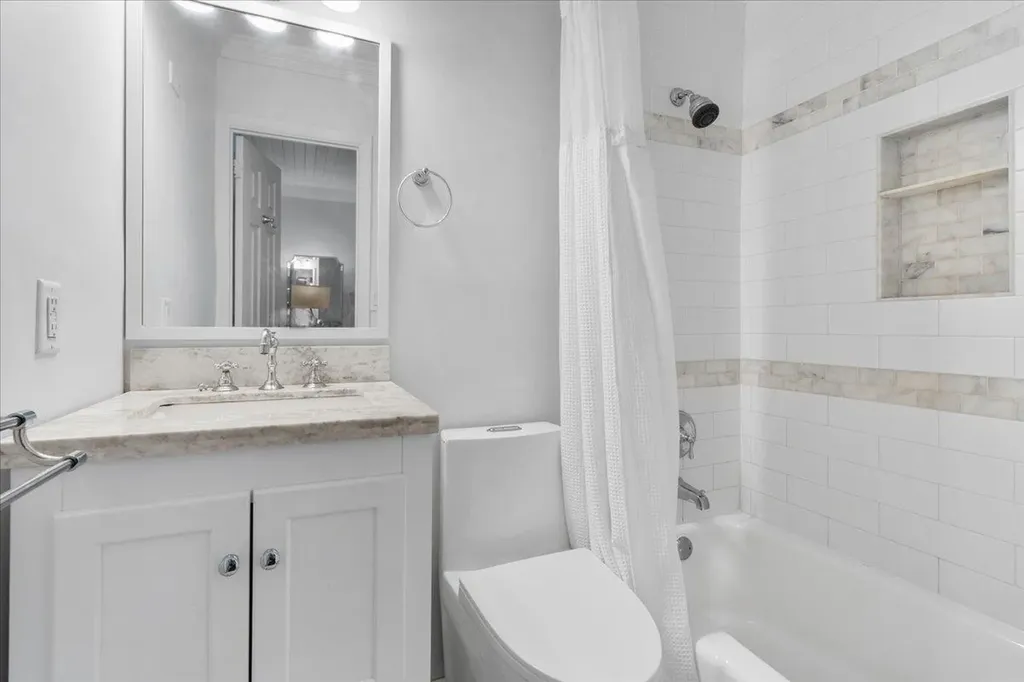 #6 Harbour Mews New Providence Paradise Island BS