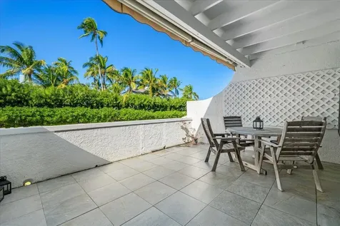 #6 Harbour Mews New Providence Paradise Island BS