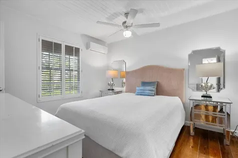 #6 Harbour Mews New Providence Paradise Island BS