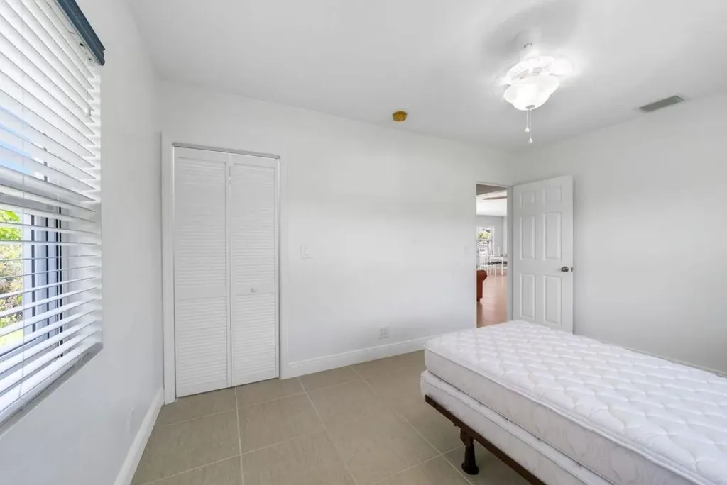 Bermuda Close 15 A Grand Bahama Freeport BS