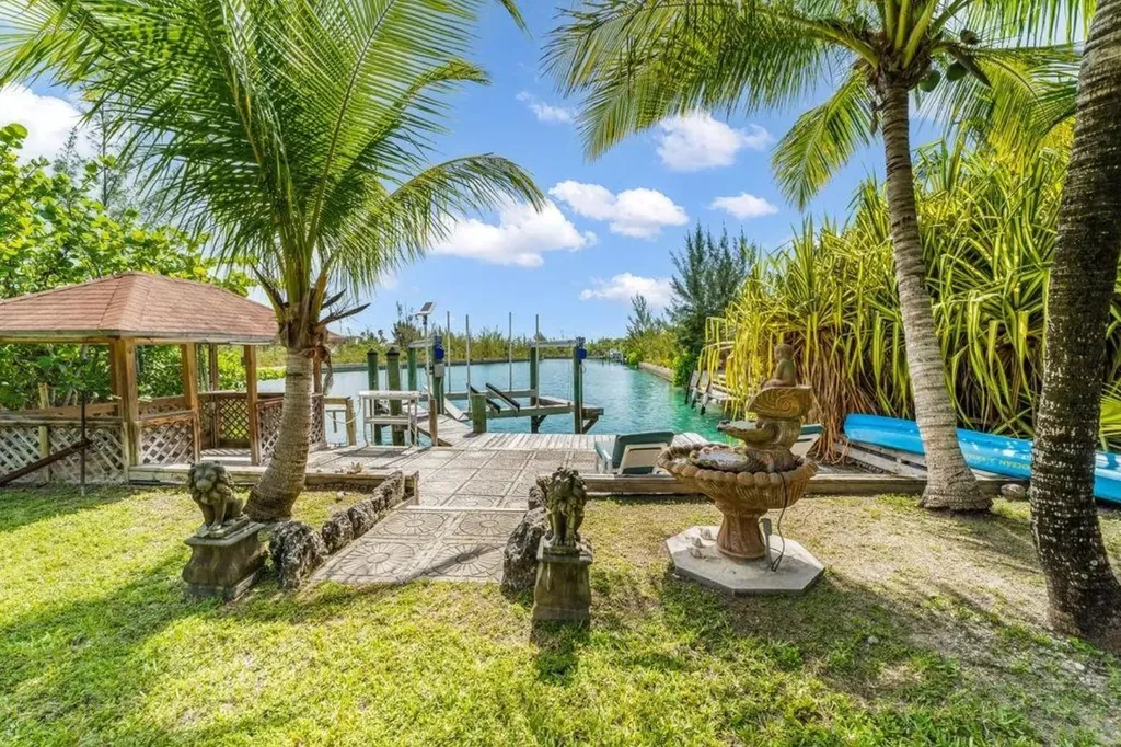 Bermuda Close 15 A Grand Bahama Freeport BS