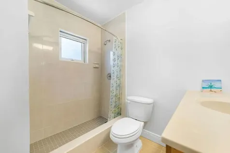 Bermuda Close 15 A Grand Bahama Freeport BS