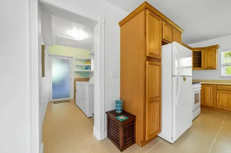 Bermuda Close 15 A Grand Bahama Freeport BS