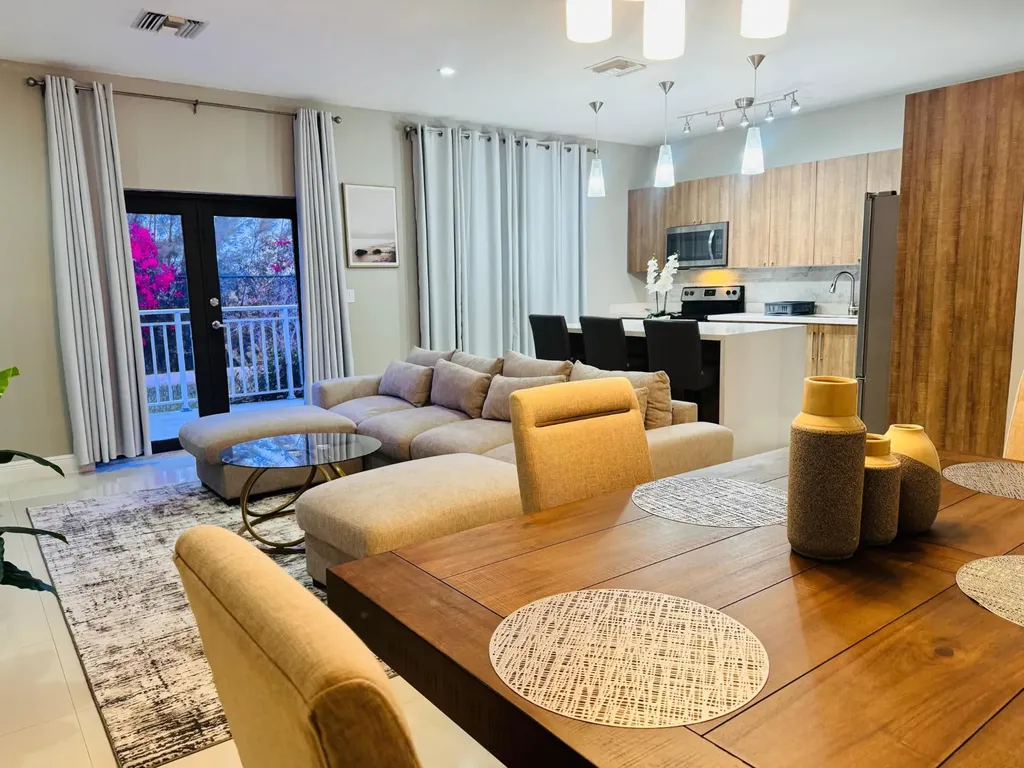 Venetian West New Providence Paradise Island BS