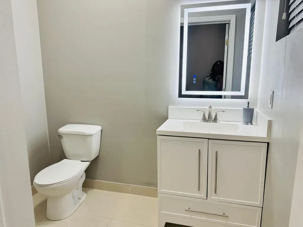 Venetian West New Providence Paradise Island BS