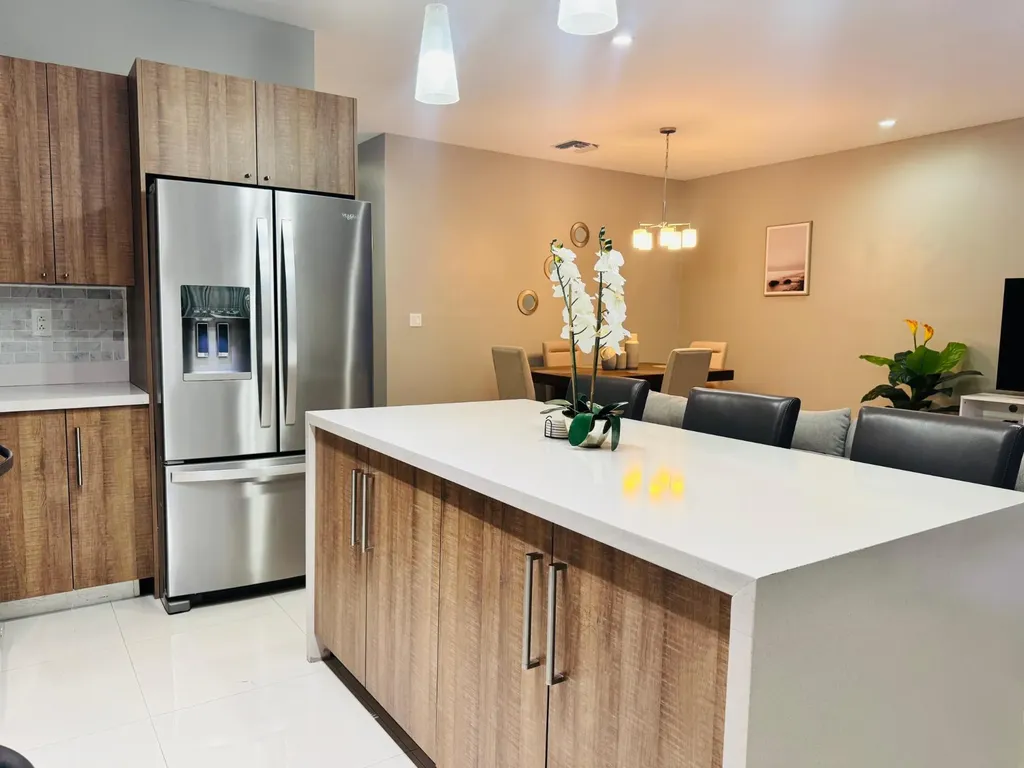 Venetian West New Providence Paradise Island BS