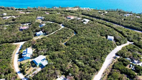 Signal Light Road Eleuthera BS