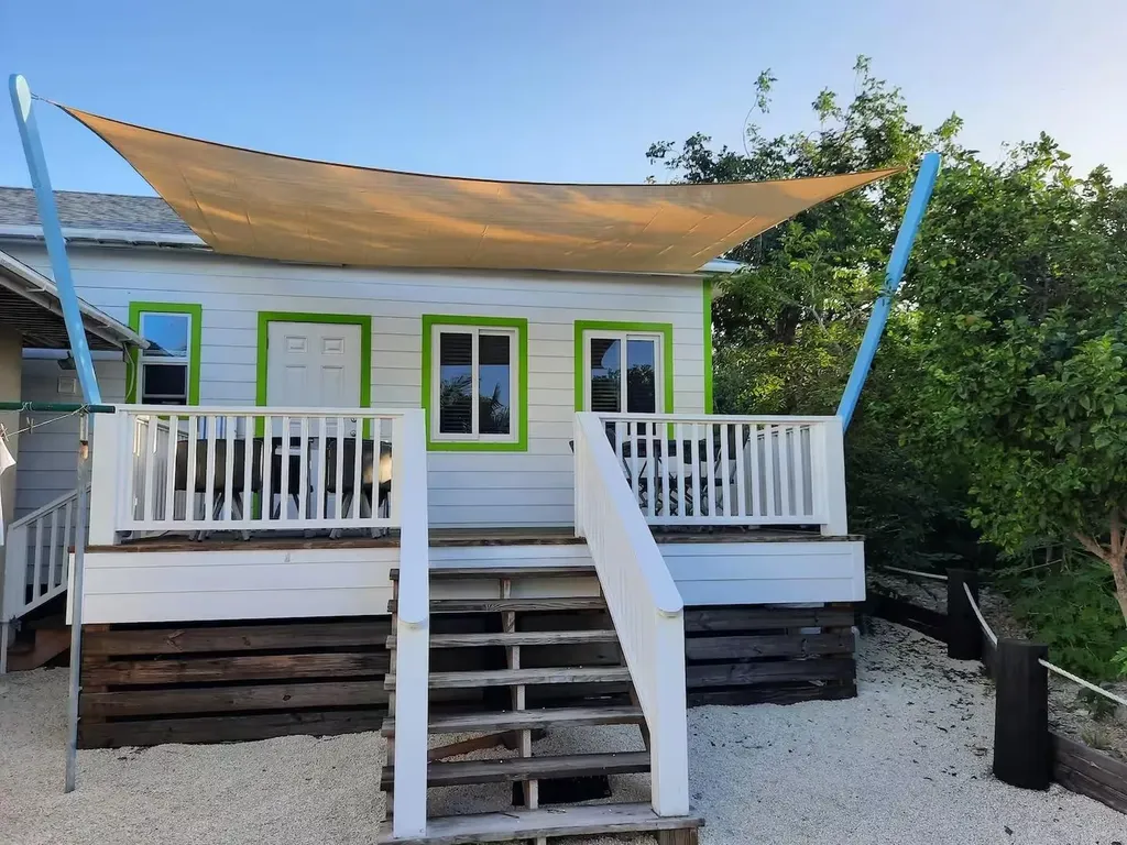 Castaway Cottage Eleuthera BS