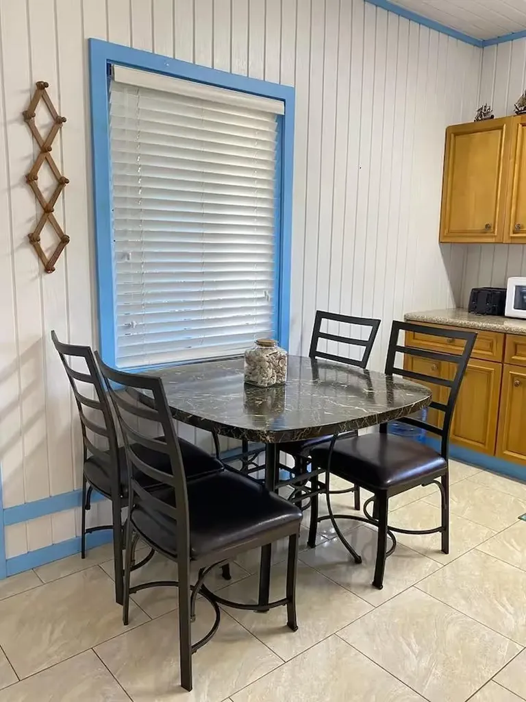 Castaway Cottage Eleuthera BS