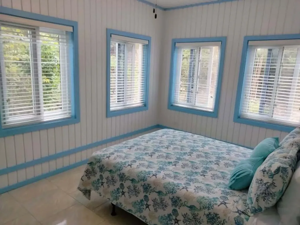 Castaway Cottage Eleuthera BS