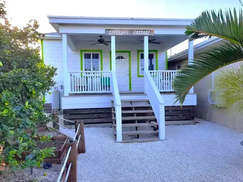 Castaway Cottage Eleuthera BS
