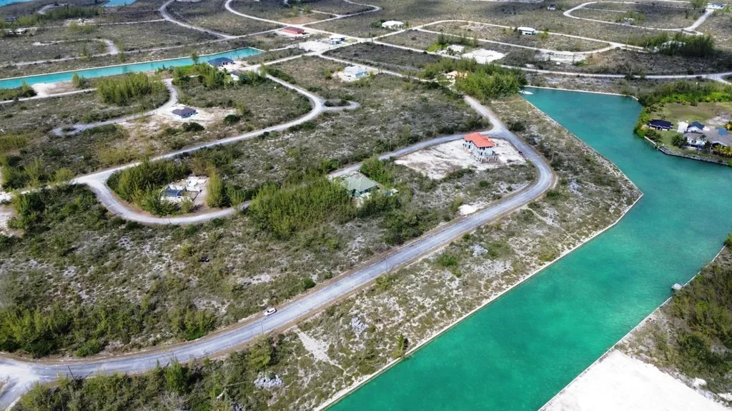 Emerald Bay Canal Lot Grand Bahama Freeport BS