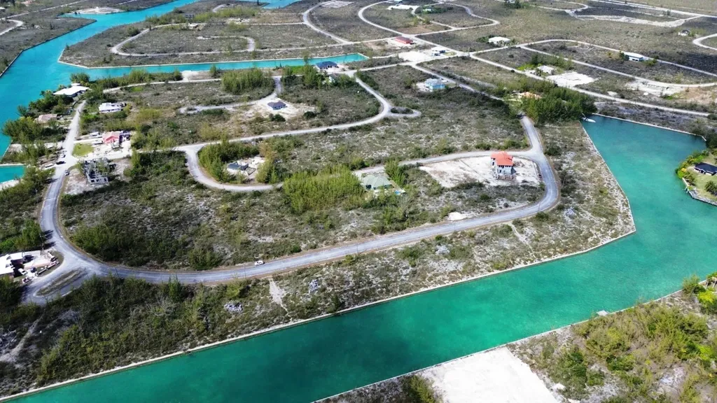 Emerald Bay Canal Lot Grand Bahama Freeport BS