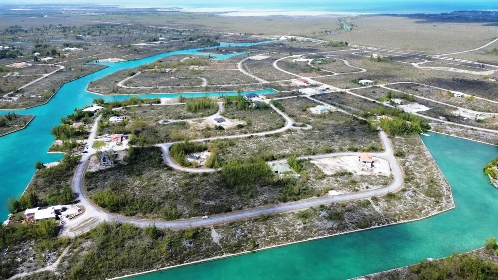 Emerald Bay Canal Lot Grand Bahama Freeport BS