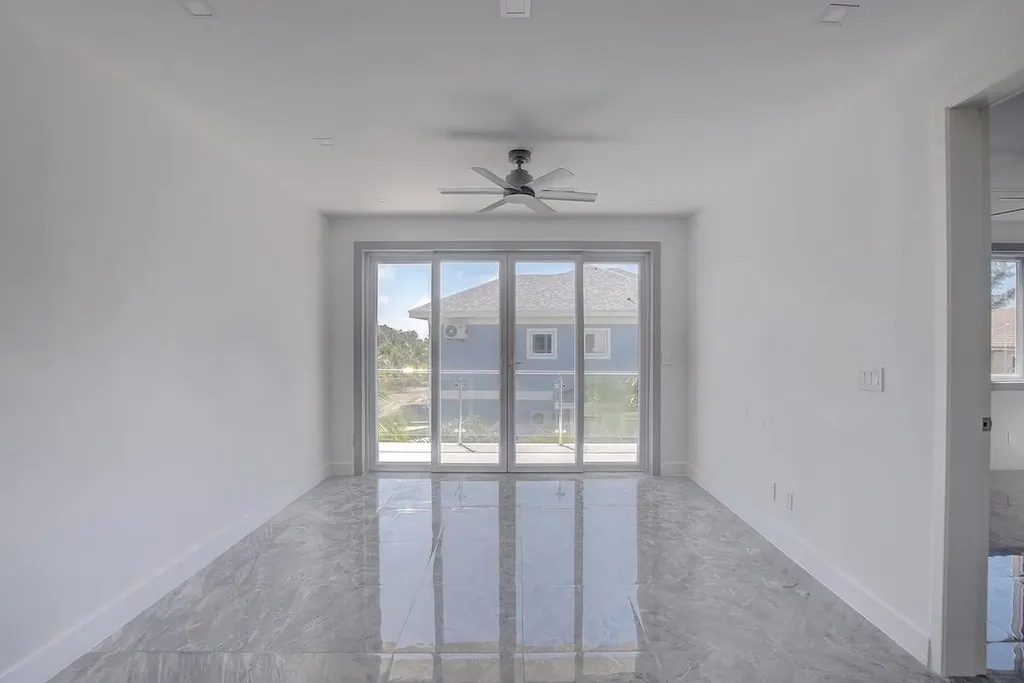 Nicholas Cay, Venice Bay #6 New Providence Paradise Island BS