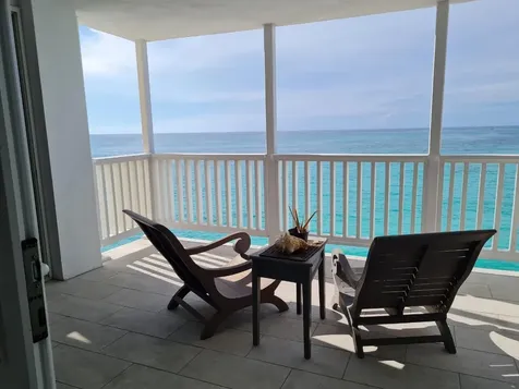 Conchrest New Providence Paradise Island BS