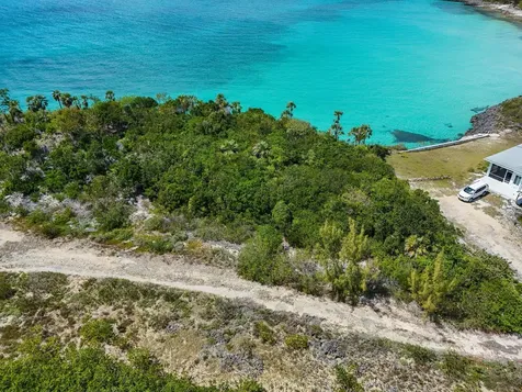 Parcel 18, Ten Bay Eleuthera BS