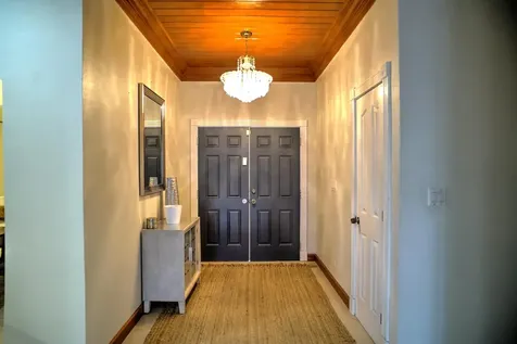 #53 Lake Cunningham New Providence Paradise Island BS