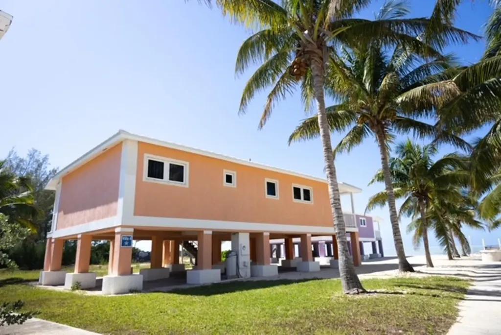 Bootle Bay, Oceanfront Estate Grand Bahama Freeport BS