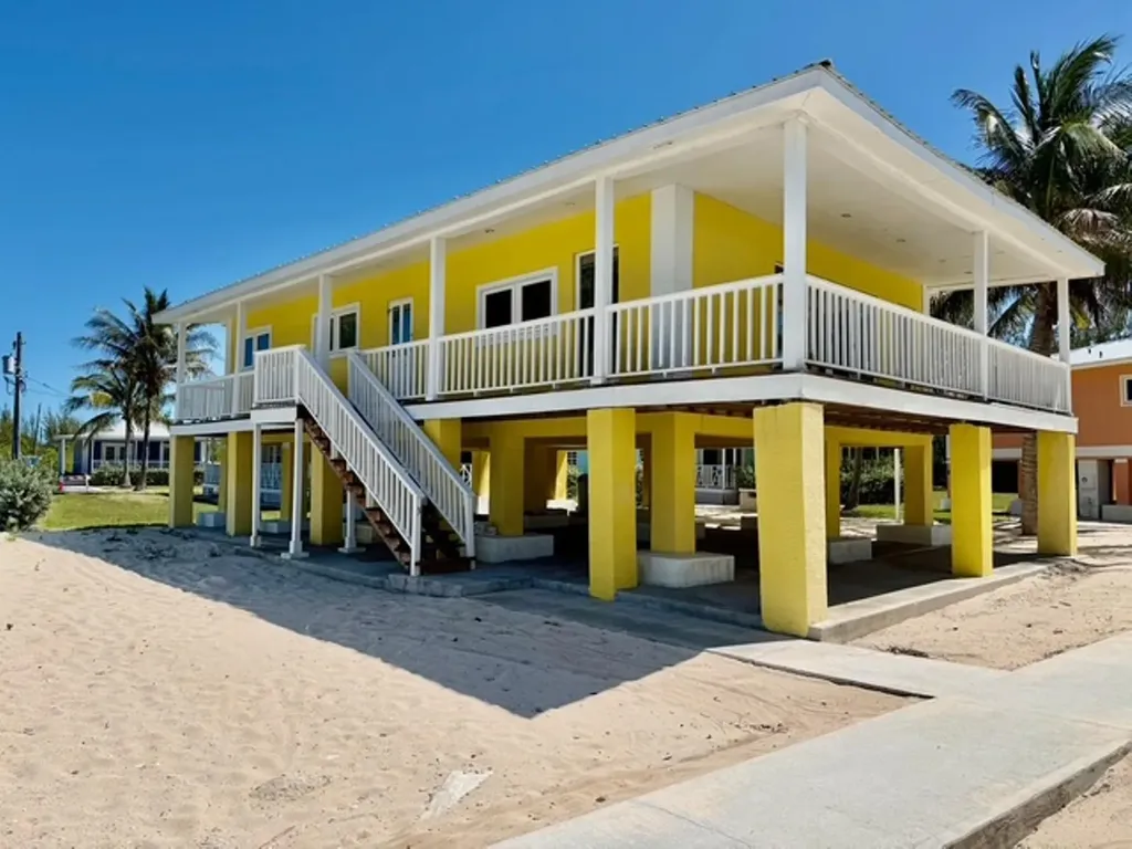 Bootle Bay, Oceanfront Estate Grand Bahama Freeport BS