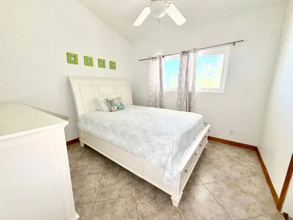 Bootle Bay, Oceanfront Estate Grand Bahama Freeport BS