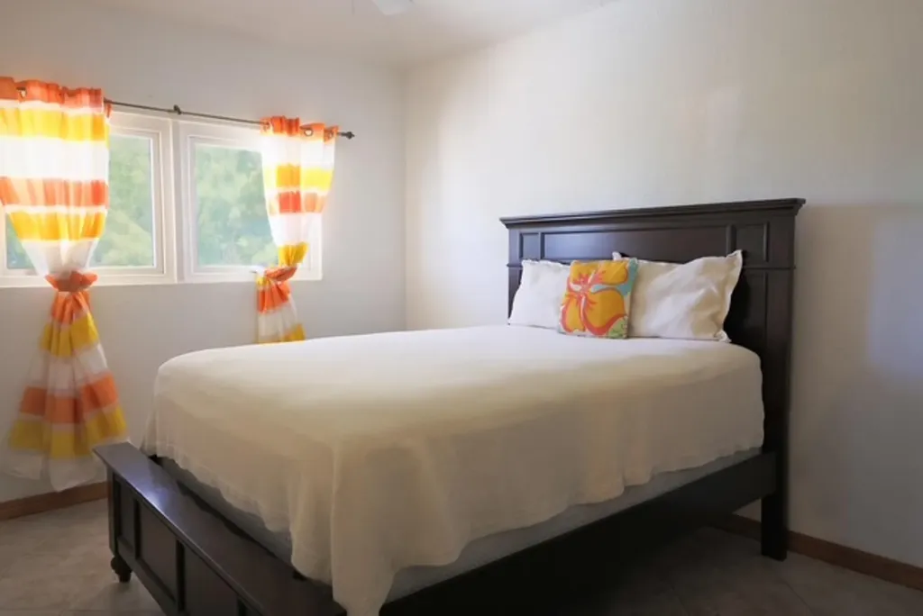 Bootle Bay, Oceanfront Estate Grand Bahama Freeport BS