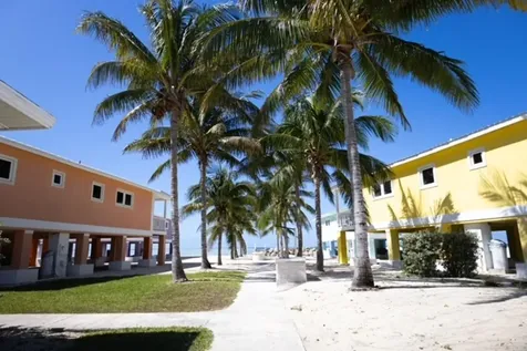 Bootle Bay, Oceanfront Estate Grand Bahama Freeport BS