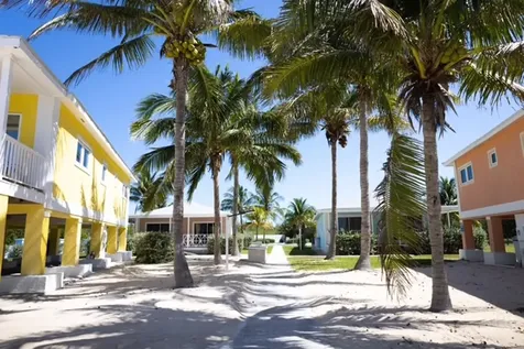 Bootle Bay, Oceanfront Estate Grand Bahama Freeport BS