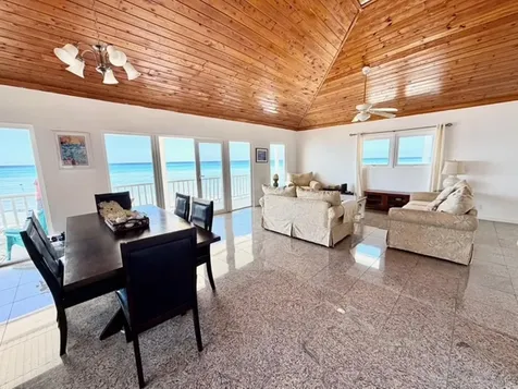 Bootle Bay, Oceanfront Estate Grand Bahama Freeport BS