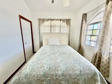 Bootle Bay, Oceanfront Estate Grand Bahama Freeport BS
